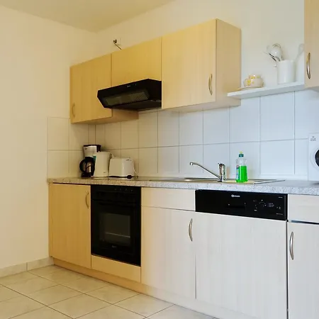 凯撒奥斯特西普尔酒店 酒店 3*